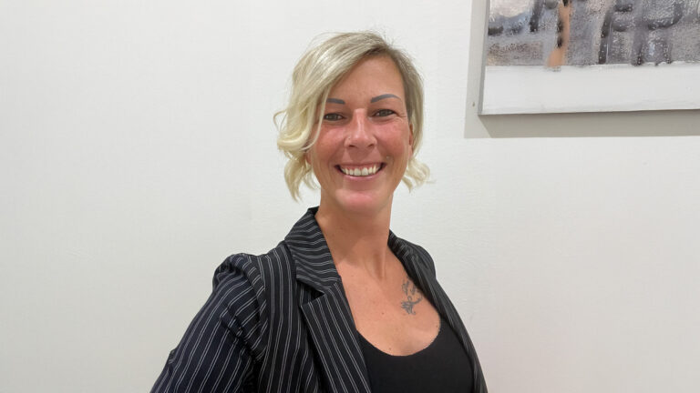 Nina Storer begleitet mit Business-Mentoring Menschen auf dem Weg zum Erfolg im Online-Business für nachhaltiges Unternehmenswachstum und mehr Selbstbestimmung.
