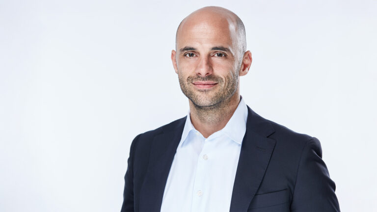Alexander Graf von maxonline Marketing hfw GesmbH: SEO-Agentur-Expertise, GEO-Optimierung und moderne Online-Sichtbarkeit vereint.