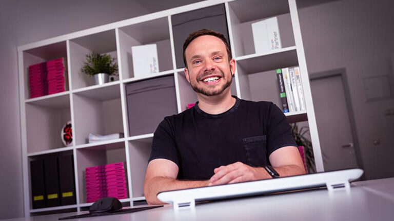 Gerald Emprechtinger von MONOBUNT: Erfahrener digitaler Allrounder mit Fokus auf Web Analytics, SEO und innovative Lösungen.