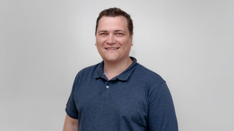 Norbert Strappler, Gründer der SyncSpider GmbH, verbindet E-Commerce, Prozessautomatisierung und B2B-Portal-Expertise innovativ.