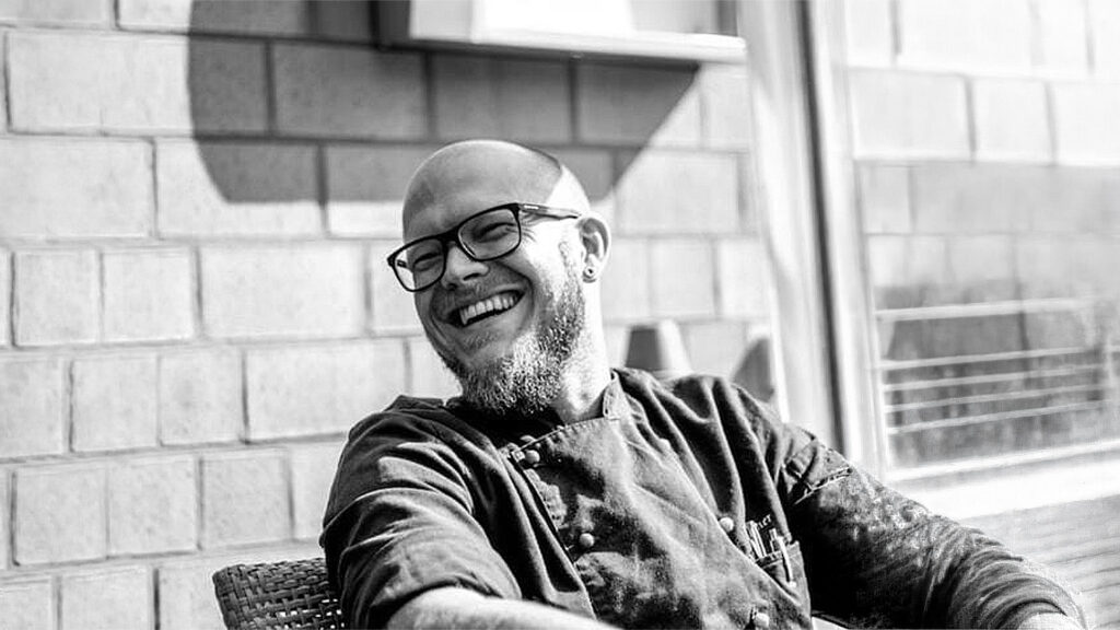 Moritz Görgner entwickelt für die Vino 4 Vibes GmbH innovative Premium-Getränke mit Fokus auf Qualität und Nachhaltigkeit.