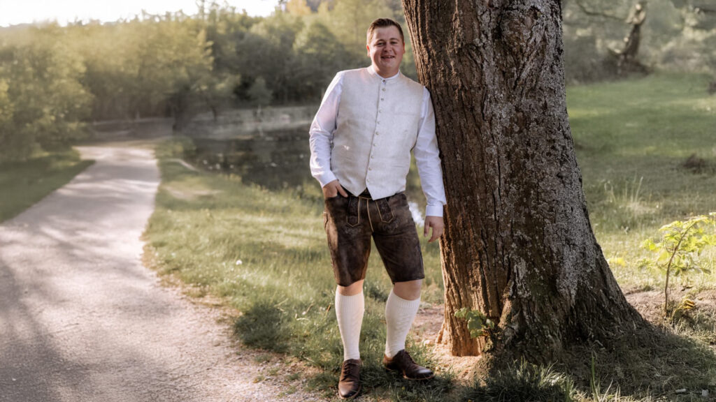 Daniel Silvester Redl von Gebrüder Redl OG prägt die nachhaltige Forstwirtschaft und kundennahe Waldpflege im Waldviertel.