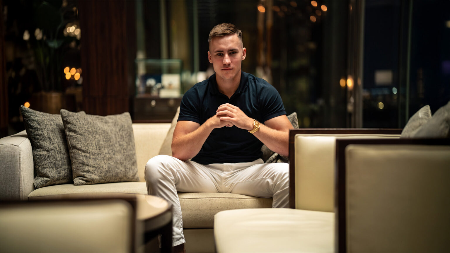 Benjamin Grimus, Gründer von Emperia E-Commerce, über Brandshipping, Markenaufbau und Selbstständigkeit im Online-Geschäft.